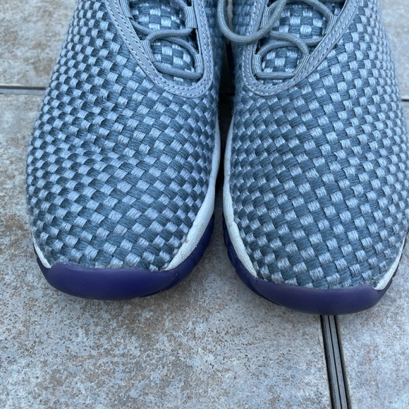 Jordan Future Low GS Wolf Grey - Picture 6 of 14